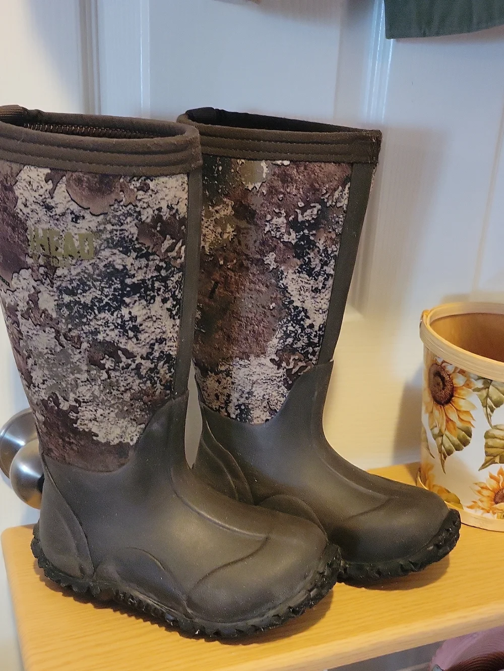 RedHead KIDS Neoprene Boots in Black and Brown